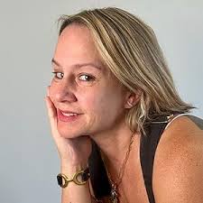 Amazon.com.au: Ana Davis: books, biography, latest update