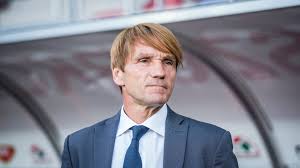 Molfehérvarfc.hu/peka roland most éreztük úgy, hogy eljött a váltás ideje, nem szerettük volna megvárni az őszi idény végét. Tavozik Posztjarol A Mol Fehervar Fc Edzoje Liner Hu
