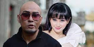 Maybe you would like to learn more about one of these? Setelah Berseteru Dengan Uya Kuya Denise Cadel Sindir Deddy Corbuzier Punya Otot Gak Punya Otak Kapanlagi Com