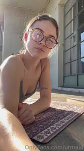 Watch online Maidelyn Kessir aka Urmaid OnlyFans - Just a little tease  nothing crazy hehe on X-video