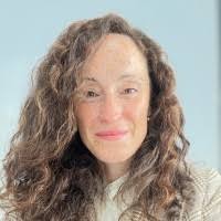 Esther Arango Suárez Email & Phone Number