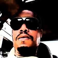 Julian Morgan (@_julianmorgan)