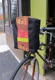 Bike Handlebar Bag Bicycle Basket Par Boneshakerbags Sur Etsy Handlebar Bag Bike Handlebars Bicycle Basket