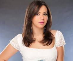 زارت الفنانة إيمي سمير غانم، قبر والدها الفنان الكبير الراحل سمير غانم، اليوم الجمعة، في الأسبوع الثاني بعد رحيله عن عالمنا. Ø¥ÙŠÙ…ÙŠ Ø³Ù…ÙŠØ± ØºØ§Ù†Ù… ØªØ¹Ø±Ø¶Øª Ù„Ù„Ø¥Ù†ØªÙ‚Ø§Ø¯Ø§Øª Ø¨Ø³Ø¨Ø¨ Ù†Ø§Ù‡Ø¯ Ø§Ù„Ø³Ø¨Ø§Ø¹ÙŠ ÙˆÙ…Ø±Ø¶Ù‡Ø§ Ø£Ø¨ÙƒÙ‰ ÙˆØ§Ù„Ø¯ÙŠÙ‡Ø§
