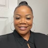 Kandice Brooks's Instagram, Twitter & Facebook