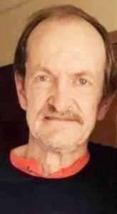 Leslie Marlow's Instagram, Twitter & Facebook