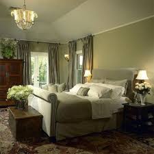 Bridge Design Studio Green Master Bedroom Traditional Bedroom Traditional Bedroom Design