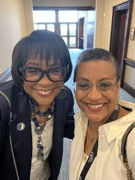 Michelle Kallick's Instagram, Twitter & Facebook