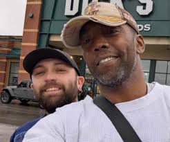 Randy Moss vs Jerry Rice: Greatest Wide Receiver of All Time