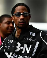 Powerful Photography of Travis Scott, Jay-Z, Beyoncé, Lewis Hamilton from  the 2025 F1 Las Vegas Grand Prix today 🏁📸 @f1 Choose your Favorite ?  (1-6) #travisscott #lewishamilton #beyonce #lasvegas #explore #jayz #f1