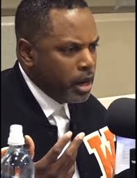 I need 25 Dru Hills! 🕺🏽🏈😅