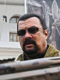 His paternal grandparents were russian jewish immigrants, and his mother had english, german, and distant irish and dutch, ancestry. Steven Seagal Und Louis C K Neue Belastigungsvorwurfe