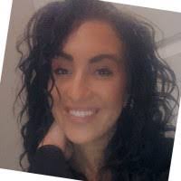 Whitney Bonnell's Instagram, Twitter & Facebook