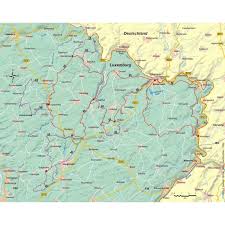 The mullerthal trail with its 112 km passes along the natural beauties of the mullerthal region. Luxemburg Mullerthal Trail Wanderfuhrer Landkartenschropp De Online Shop