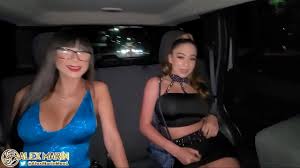 My beautiful girlfriends make chichis for the band in the middle of the  Chiapas club - XNXX.COM