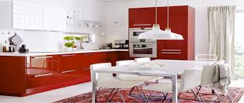 Catelles cuisine cuisine blanche parquet carrelage mactro. 10 Cuisine Rouge Qui Donnent Des Idees De Decoration
