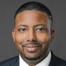 Victor Russell's Instagram, Twitter & Facebook