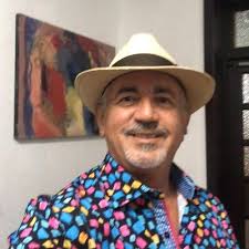 El cuatro y la sinfonía by Roberto Silva Gómez