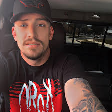 what about Ankalaev? Will his Dagestani background make him a good  heavyweight? Ankalaev is also probably at a natural weight of around  225-230 lbs, far lower than the average heavyweight. but Dagestani-trained