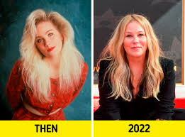 What the Cast of “Married... with Children” Looks Like Now and What They're  Up To