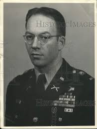 1955 Press Photo Captain Benjamin F. Wilson, US Army, Vashon Island