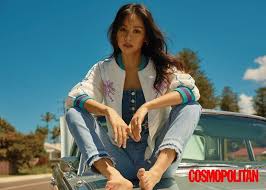 7 Badass Female K Pop Artists Who Fearlessly Express Themselves Soompi Lee Hyori Photoshoot Korean Celebrities