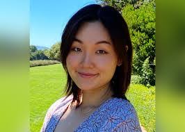 Lori Patton's Instagram, Twitter & Facebook