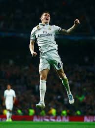 Toni Kroos Photos Photos Real Madrid Cf V Ssc Napoli Uefa Champions League Round Of 16 First Leg Real Madrid Toni Kroos Madrid