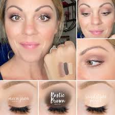 How to change up my plain Jane look with hooded eyelids and oily skin?