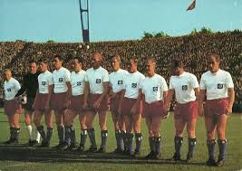pin auf futbol vintage retro