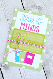 Free bookmark and gift card holder ~ this super scholastic way to present a gift card to teacher is one of my favorite gift card holder ideas. 25 Fun Teacher Appreciation Gifts Fun Squared
