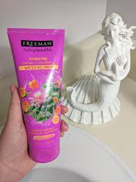 Masker ini dijual di guardian malaysia dengan harga yang bersahabat, aduuuhh. Freeman Feeling Beautiful Charcoal Black Sugar Gel Mask Cactus Cloudberry Water Gel Mask Reviews The Book And Beauty Blog