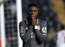 Real Madrid lại nhận thêm tin buồn từ Vinicius Jr