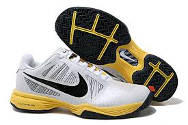 Black And Yellow Tennis Shoes 59 96 Save 48 Off Nike Nike Tennis Shoes Free Shoes