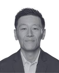 Michael Rapson's Instagram, Twitter & Facebook