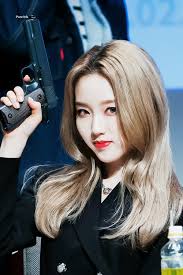 Pure Iris On Twitter In 2020 Kpop Girls Gowon Loona Girl