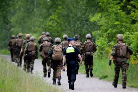 Hoewel nog niet officieel bevestigd, zeggen meerdere bronnen dat het wel degelijk om de vermiste. Jacht Op Gewapende Militair Conings Kostte Leger Al Meer Dan 650 000 Euro Buitenland Ad Nl