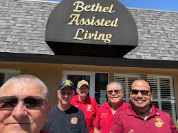 🇺🇸Veterans! 🇺🇸 Please put your name, branch of service and tours of  duty in the comments so we can honor you. Thank you for your service! 🇺🇸 