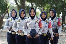 Gaji pegawai dishub bandung 2019 : Intip Foto Foto Cantik Tim Geulis Dishub Mengaspal