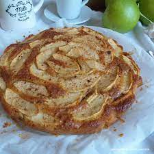 La cucina ligure è costituita dai piatti della tradizione culinaria della liguria, regione fa uso di ingredienti legati sia alla produzione locale (come il preboggion, miscuglio di erbe selvatiche), sia alle importazioni provenienti da zone con cui nei secoli, i liguri hanno avuto frequenti contatti (come il pecorino sardo, uno degli ingredienti del pesto). Torta Con Farina Di Castagne E Mele Cucinare E Come Amare