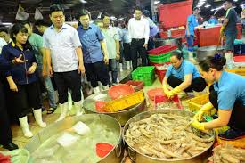 Thay vì đến các nhà hàng, quán ăn hải sản, bạn vẫn có thể thưởng thức cả họ nhà biển theo một trải nghiệm khác biệt và thú vị. Bi ThÆ° Ä'inh La ThÄƒng Kháº£o Sat Chá»£ Ä'áº§u Má»'i Binh Ä'iá»n Tá»'i 26 Táº¿t Tuá»•i Tráº» Online