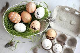 Ostereier selber basteln aus holz und anmalen tutorial. Diy Ostereier Ganz Leicht Selber Basteln Buchtipp Schones Leben