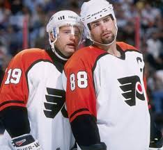 Mikael renberg is on facebook. Sportbibeln Mikael Renberg Eric Lindros Vilken Jakla Facebook