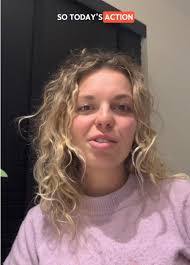 Daisy Pedersen's Instagram, Twitter & Facebook