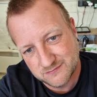 400+ "Rob Arthur" profiles