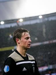Pin On De Jong