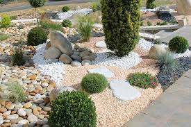 Jardin Sec Et Biodiversite En 2020 Jardin Sec Amenagement Jardin Cailloux Jardins