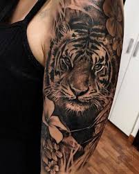 Pin By Angie Holmes On Tattoos I Want Tiger Tattoo Tiger Tattoo Thigh Arm Tattoos Tiger