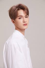 Pin On Kpop Cpop