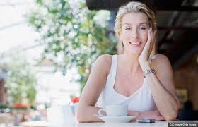 There are several ways that an older woman can meet a single man over 50 for friendship or to begin a new romance. Real Life Dating Advice For Singles Over 50 Looking To Find Love